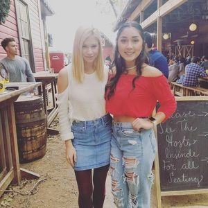 Meet your Posher, Sabrina